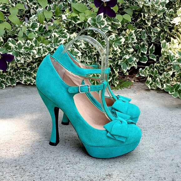 Mojo Moxy Vintage Style Platform High Heel With Bows - Picture 3 of 7